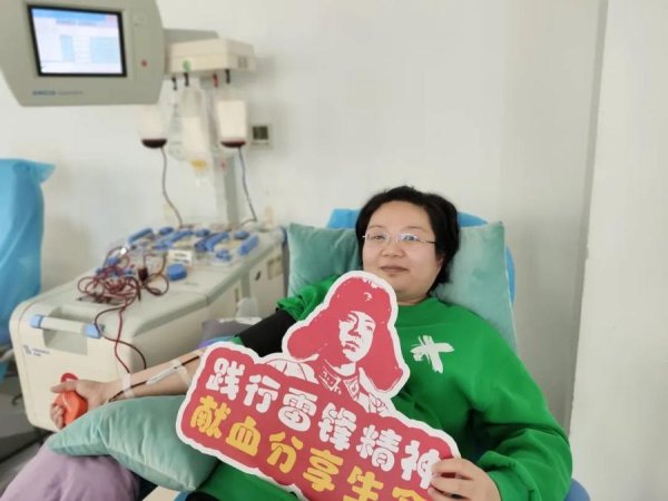 牛壹佰 22年献血7100毫升，点赞滨医这位“献血达人”！